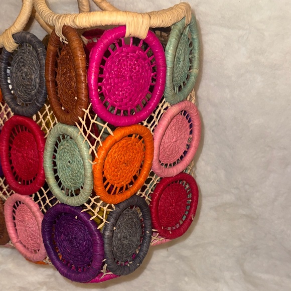 Hat attack Colorful Woven Tote Bag raffia bag. - Picture 5 of 16